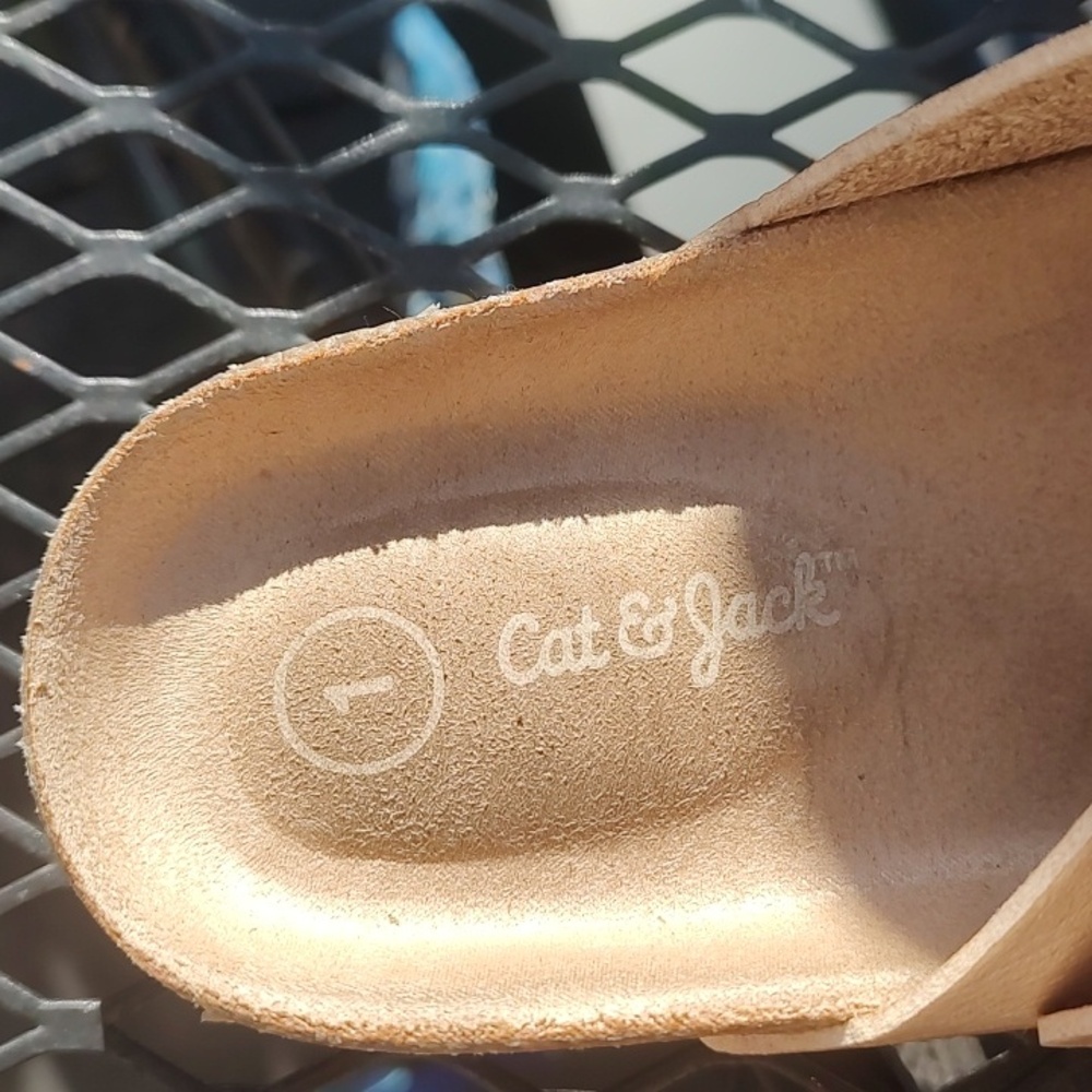 Cat & Jack Gold Buckle Sandals - Picture 8 of 9